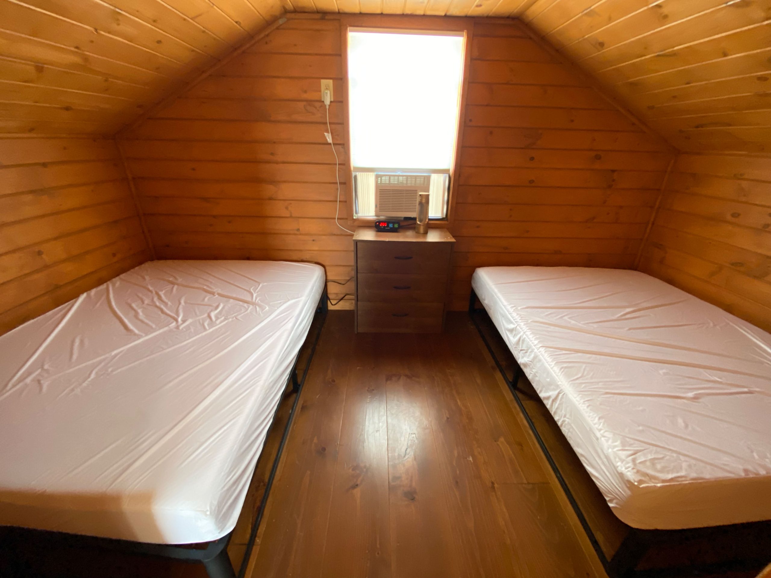 Master Bedroom 54″ Beds